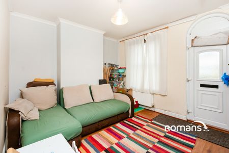 2 bedroom terraced to rent - Photo 5