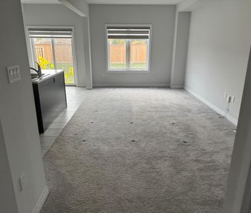 For Lease - 520 Grey Street, Brantford, Ontario - Photo 2