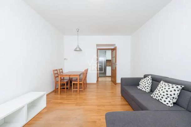 Pronájem 2+kk Praha 8 Libeň - Fotografie 1
