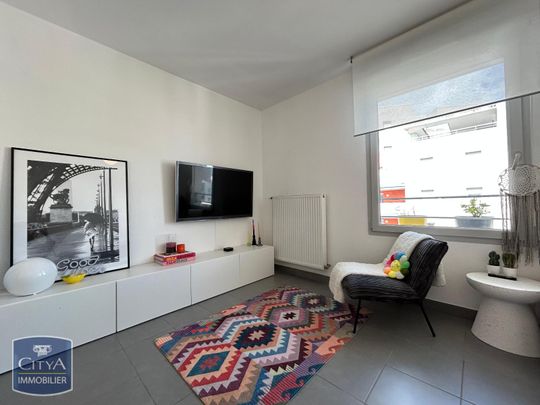 Location Appartement 1 pièce 28m² LYON 7ème - Photo 1