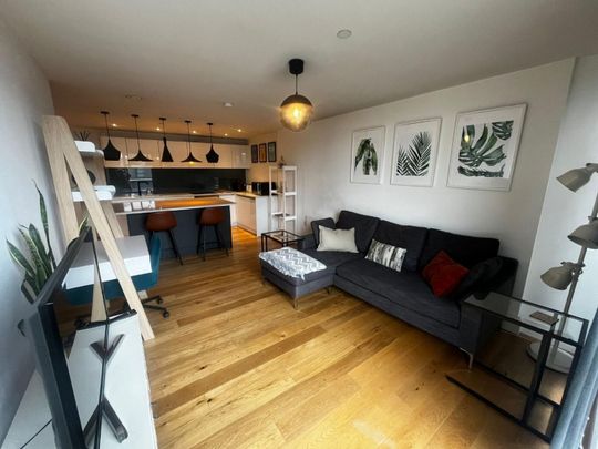 1 bedroom Flat To Let - Photo 1