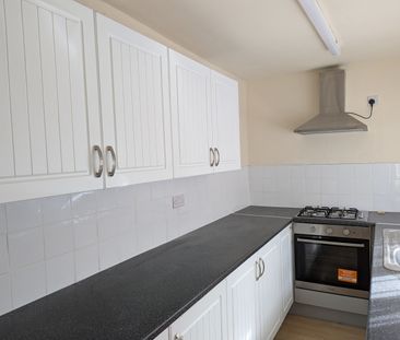 2 Bed Terraced House, Windsor Street, M18 - Photo 6