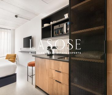 Studio 26m² with terrace to rent in El Poblenou, Barcelona - Photo 6