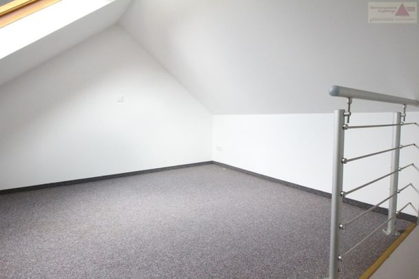 Schöne 3-Raum-Dachgeschosswohnung zentrumsnahe von Aue - Foto 1