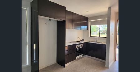 3 bedroom , Fully private brand new house in Great location - Photo 2