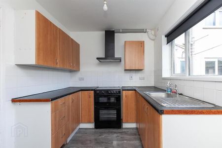 14b Crossreagh Drive, Newtownabbey, BT37 9DY - Photo 5