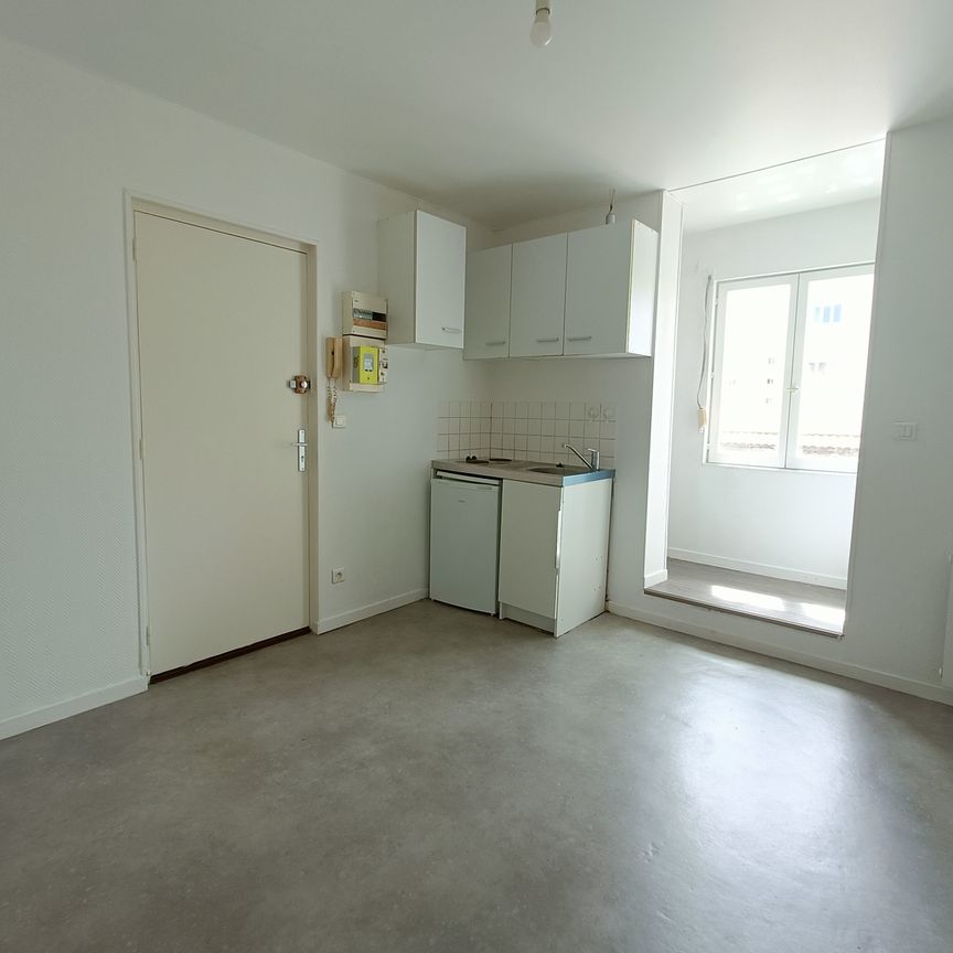 Location Appartement 1 pièce 18m² REIMS 51100 - Photo 1