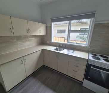 3 Bedroom Home with Large Backyard space!!! - Photo 4