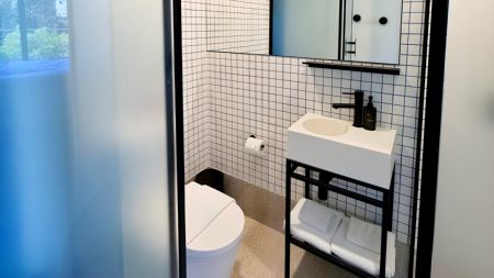 One of a Kind Plus - Photo 4