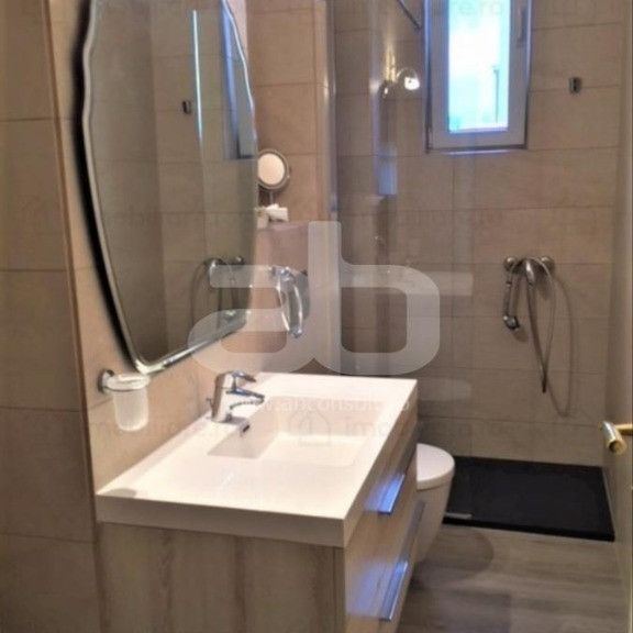 Zona Dorobanti vila 6 camere - Fotografie 1