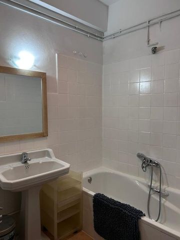 Plaza Manolete, Madrid, Community of Madrid 28020 - Photo 3