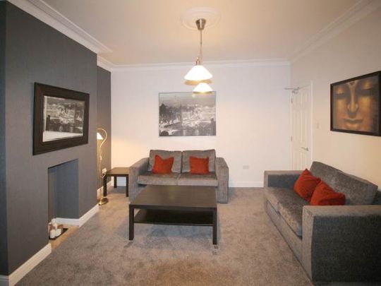 Rosemont Walk (Room 4), Bramley, Leeds - Photo 1
