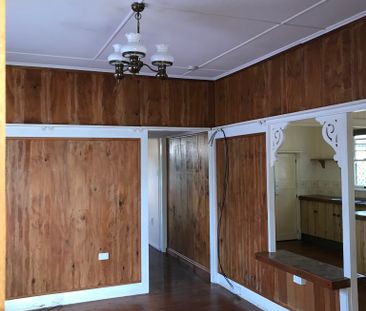 10 Weetwood Street, Newtown QLD 4350 - House For Rent | Domain - Photo 1