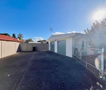 Experience Indoor Comfort and Outdoor Bliss! - Photo 5