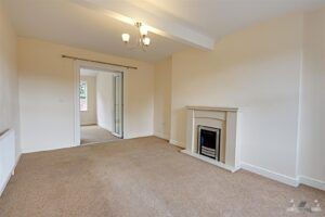 3 BEDROOM House - Semi-Detached - Photo 3