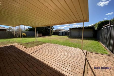 Family Home in Convenient Location - Photo 3
