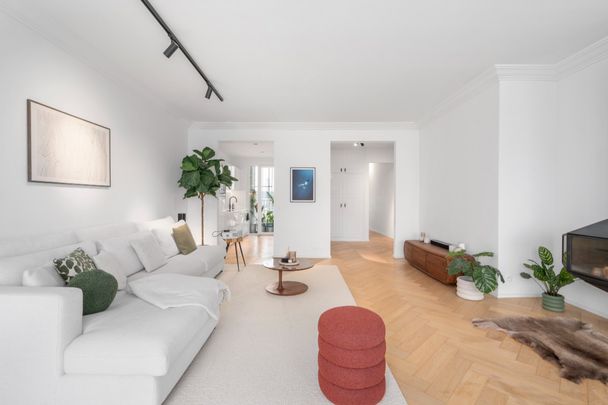 Bemeubelde design penthouse te huur Antwerpen - Photo 1