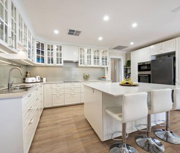 Renovated Four Bedroom Home with Pool - Photo 2