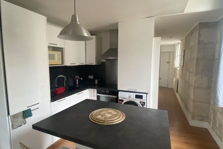 BORDEAUX CENTRE - MUSEE D'AQUITAINE - T2 BIS MEUBLE - Photo 2