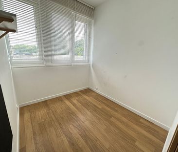 Location Appartement 4 pièces 110m² - Photo 4