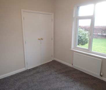 3 bedroom detached bungalow to rent - Photo 5