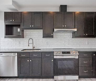 For Lease - 1500 OUELLETTE Unit# 402, Windsor, Ontario - Photo 5