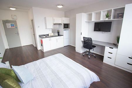 Studio to rent - Photo 2