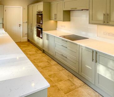 3 bedroom semi-detached house to rent - Photo 4
