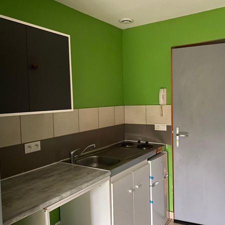 Location Appartement 1 pièce 21m² LES VANS 07140 - Photo 3