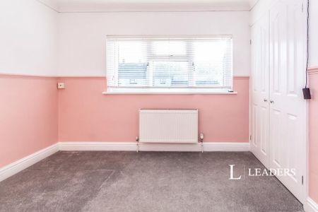 4 bedroom house to rent - Photo 2