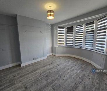 4 bedroom terraced house to rent - Photo 5