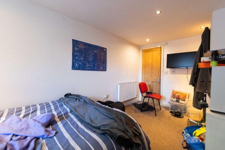 3 bedroom detached bungalow to rent - Photo 5