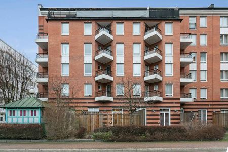 Borgarfjordsgatan, Kista - Photo 3