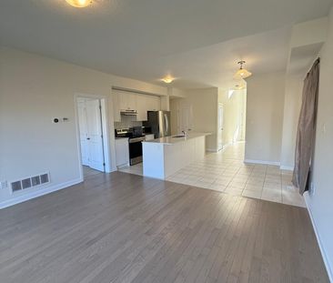 For Lease - 136 Gildersleeve Boulevard, Loyalist, Ontario - Photo 4