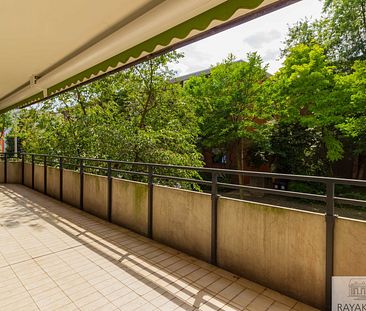 Schöne 2-Zimmer-Wohnung in Urdenbach mit großem Balkon und Wellnessbereich im Gebäude - Photo 2