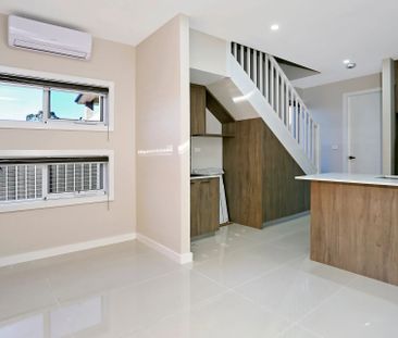Modern Comfort in a Quiet Kellyville Setting - Photo 2