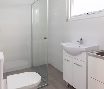 Modern Two Bedroom Granny Flat - Photo 4