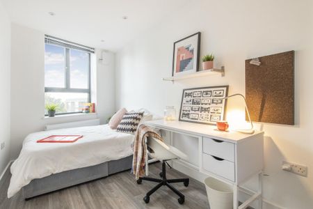 1 bedroom in a house share to rent - Photo 5