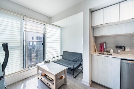 For Lease - 181 Dundas Street Unit# 4608, Toronto, Ontario - Photo 2