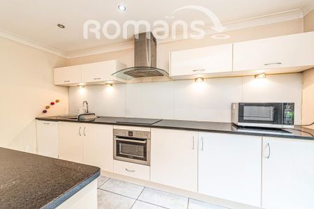 2 bedroom terraced house to rent - Photo 4