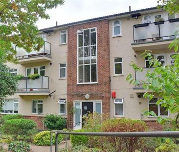 Riverview Heights, Eglinton Hill, Shooters Hill, London, SE18 - Photo 1