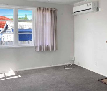 TE AWAMUTU 3 BEDROOMS - Photo 4