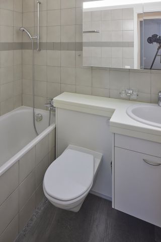 MIETEN OHNE KAUTION Geräumige und zentrale 4.5-Zimmerwohnung - Foto 5