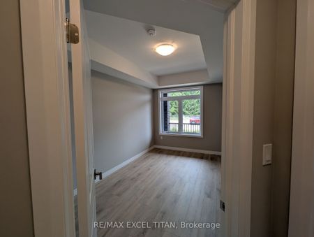 For Lease - 74 Thatcher Drive, Guelph, Ontario - Photo 3