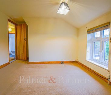 3 bedroom detached house to rent - Photo 5