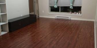 Near Surrey Center 2 bedroom apartment - Photo 2