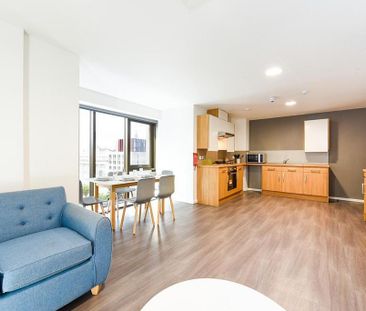 1 bedroom in a flat share to rent - Photo 1