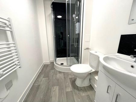 Studio to rent - Photo 5