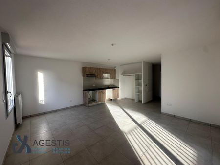 Location Appartement 3 pièces 66m² TOULOUSE 31400 - Photo 2