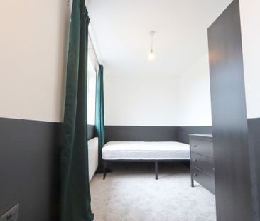 5 Bedroom Home – Student Let - Photo 4